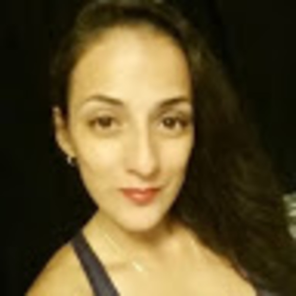 Meet your Posher, Sandra - Picture 1 of 1